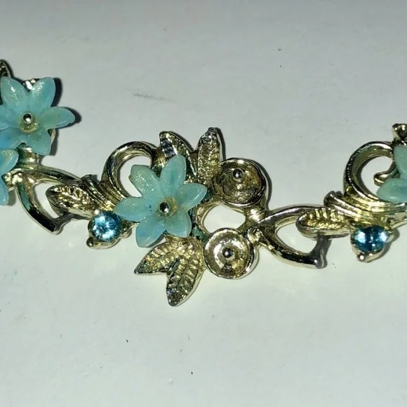 Vintage Silver Tone Blue 3D Flower CZ Rhinestone Classic 50s 60s Boho Bracelet - Picture 3 of 7